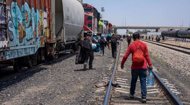 Arriban a Chihuahua 350 migrantes más