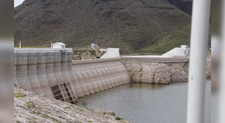 Tras recuperar volumen, presa Francisco I. Madero pierde 10 centímetros de agua en 24 horas